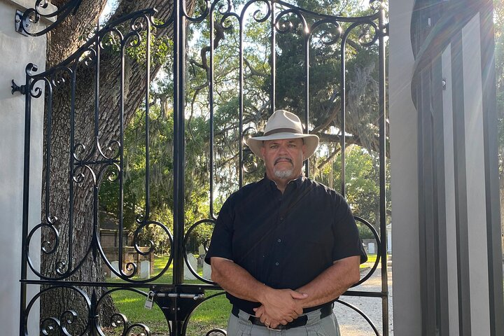 Our ghost tour looks at the city's haunting from a paranormal investigator's point of view!